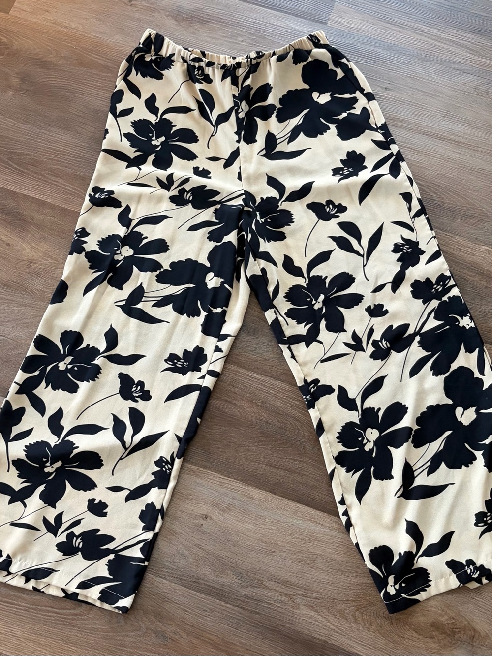 Black Floral Wide-Leg Pants - Women's